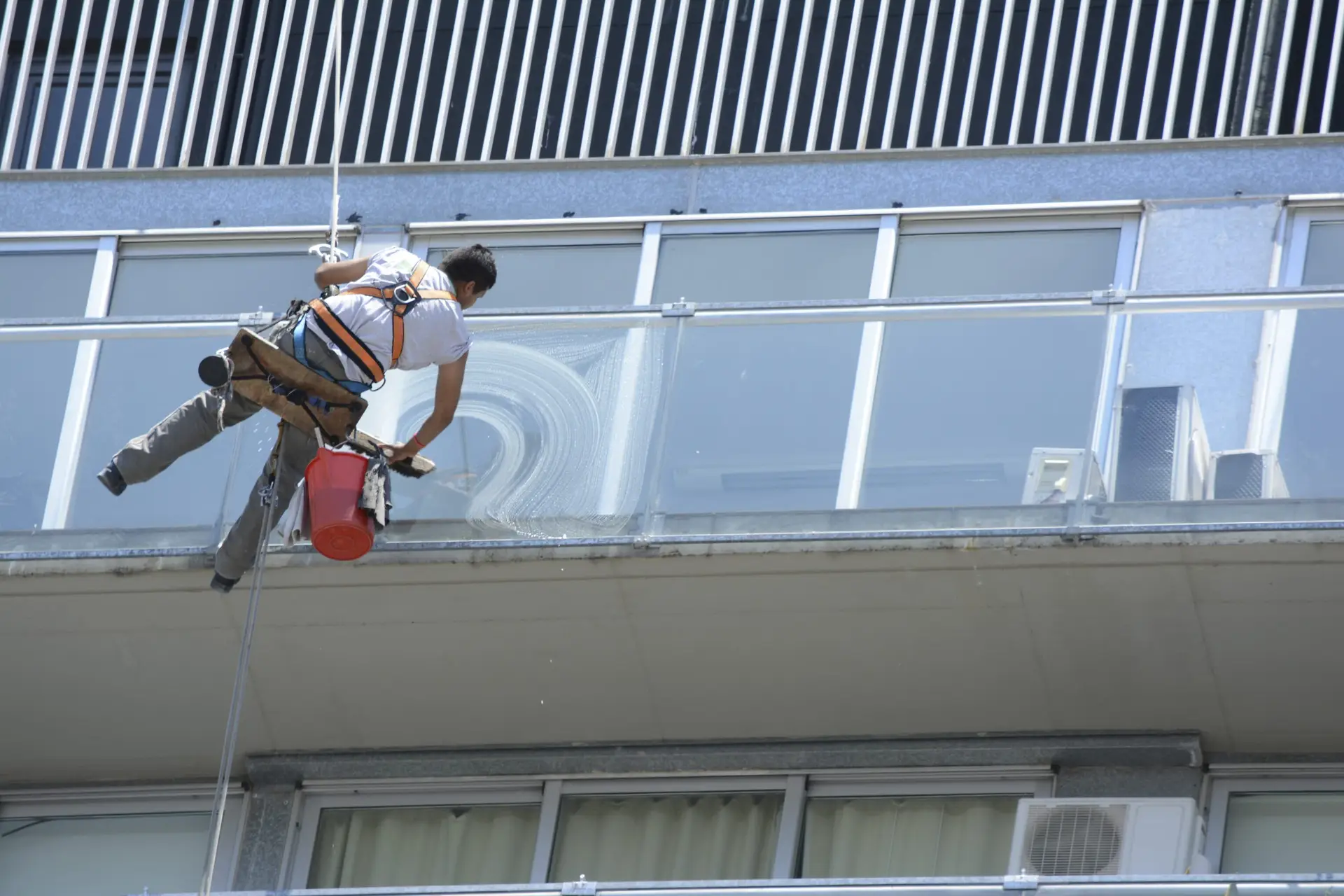 Limpieza de trabajos verticales